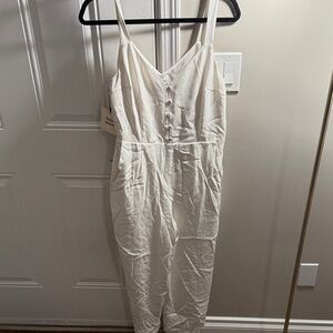 Little Moon Cream V-Neck Garment